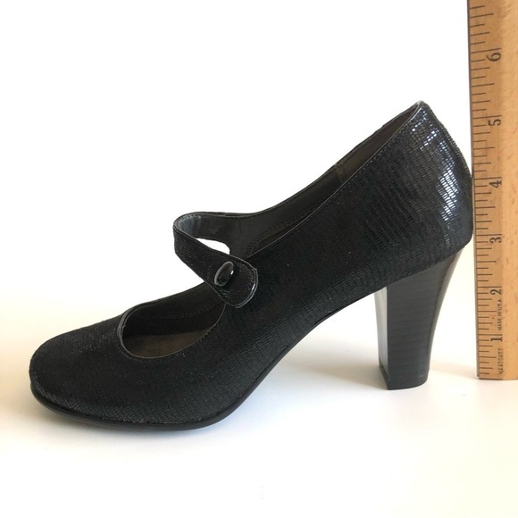 Aerosoles Role Through Black Lizard Mary Jane Pumps - Picture 13 of 15